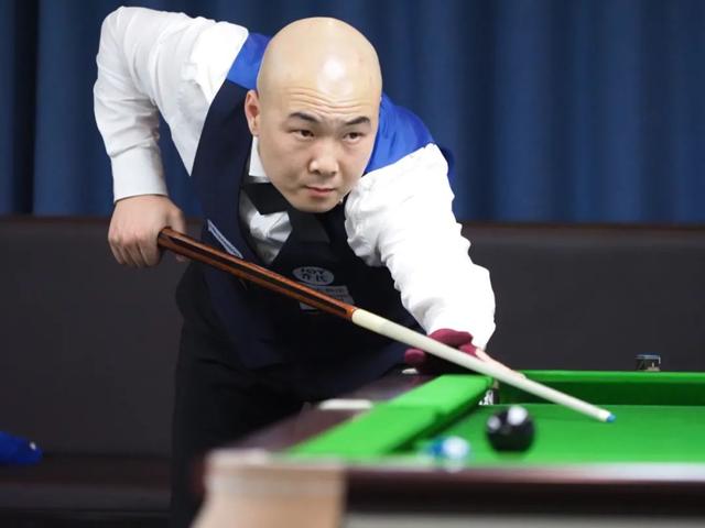 西媒：沙尔克04有意聘请劳尔出任主教练以挽救球队于水火之中