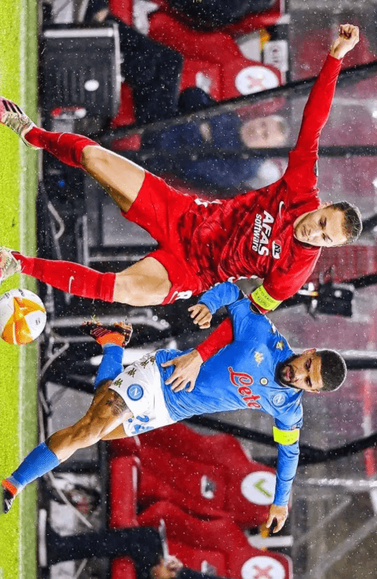 2014最耀眼球星哈梅斯·羅德裏格斯遭解約！曾經輝煌已化為烏有.