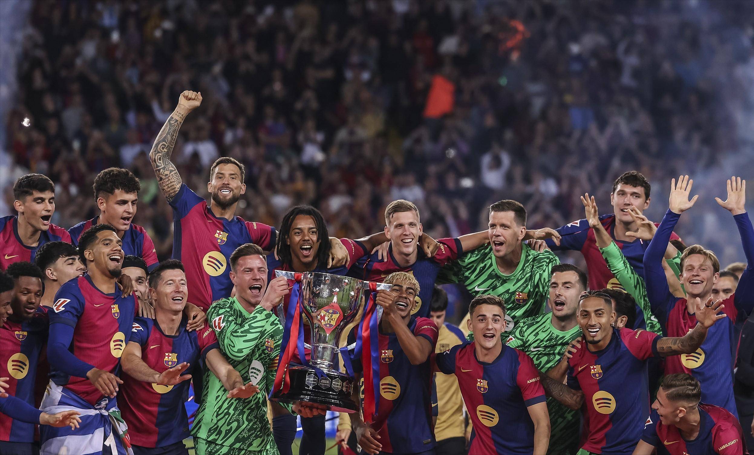 但中路包夹 但中路包夹