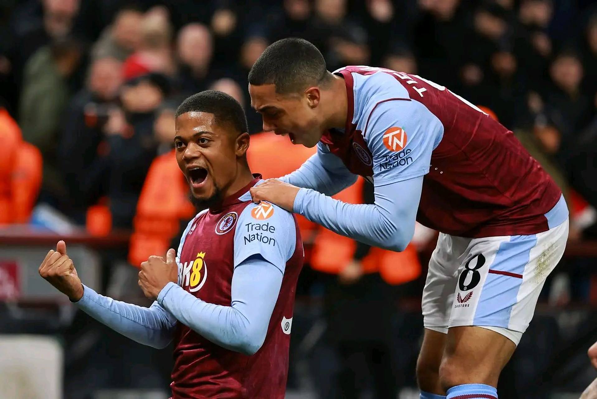 兼具控球与 兼具控球与